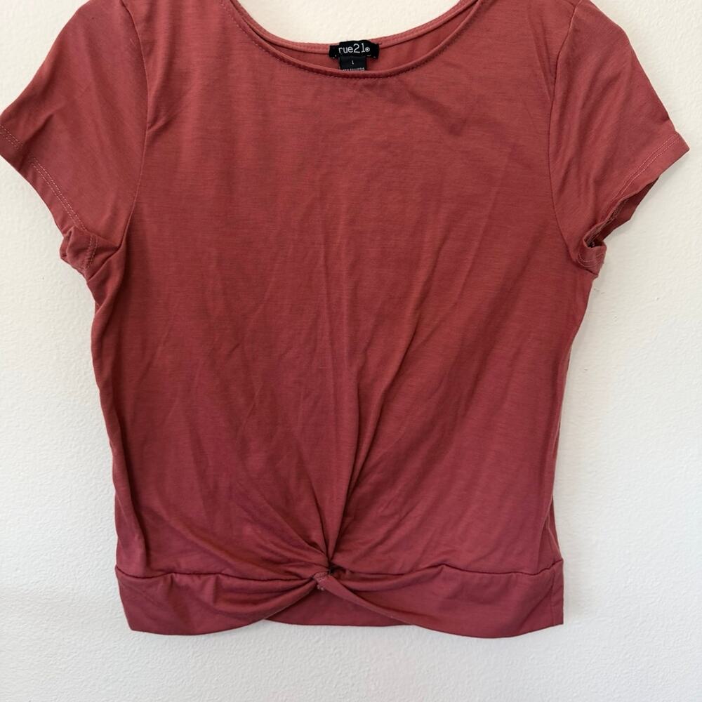Rue21 roughed crop top NWOT size L